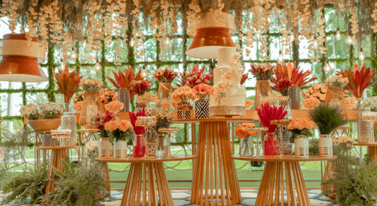 Decorations & Custom Décor