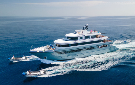 Our yacht rental service in Hurghada